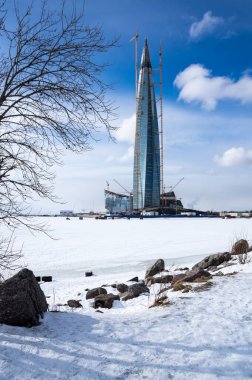 Lakhta Merkezi ve Finlandiya Körfezi 'nin panoramik manzarası, Saint-Petersburg, Rusya