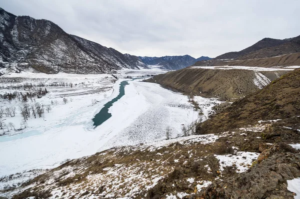 チュヤ川とカトゥン川の合流点 アルタイ シベリア ロシアの有名な旅行先 — ストック写真