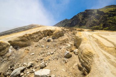 Doğu Java, Endonezya 'daki Ijen volkanı krateri.