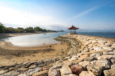 Hint Okyanusu kıyıları tatil beldesi Bali, Endonezya Sanur