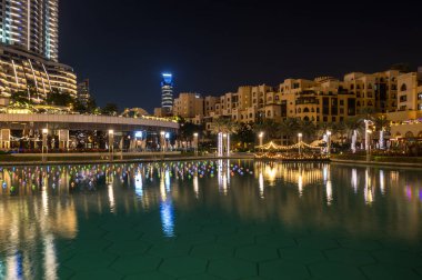 Dubai, BİRLİK ARAB EMIRATES - 03 Aralık 2018: Dubai AVM dünyanın en büyük alışveriş merkezidir, Dubai, Birleşik Arap Emirlikleri