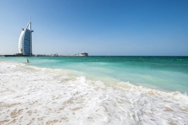 Jumeira plajından ünlü Seven Star Hotel Burj Al Arab Dubai, Birleşik Arap Emirlikleri
