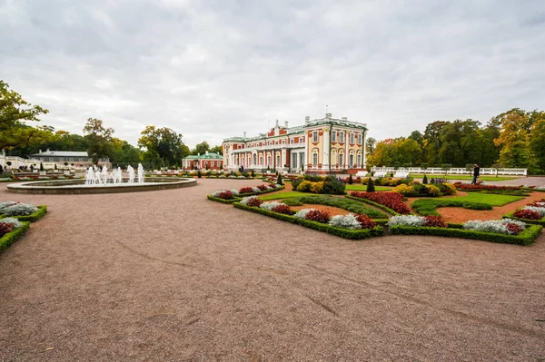 Kadriorg Palace Built Tsar Peter Great 18Th Century Tallinn Estonia — Stock Photo, Image