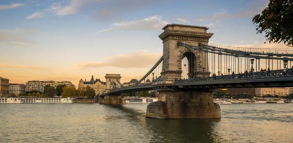 View Chain Bridge Danube River Historical Center Budapest Capital Hungary — Stock Photo, Image