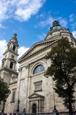 Aziz Stephen (Istvan) Macaristan 'ın Budapeşte kentinde bulunan Roma Katolik Bazilikası.