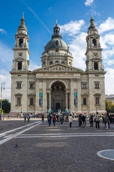 ブダペスト ハンガリー 10月 2019 聖シュテファン大聖堂は ハンガリーのブダペストにあるローマ カトリックの大聖堂です — ストック写真