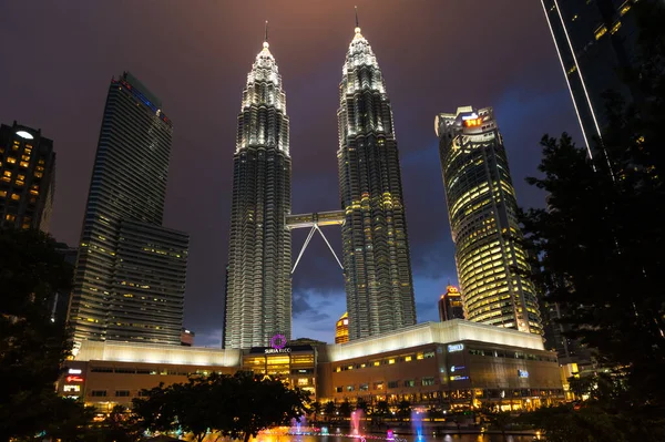 Kuala Lumpur Malaysia January 2020 Petronas Towers Also Known Petronas — стокове фото
