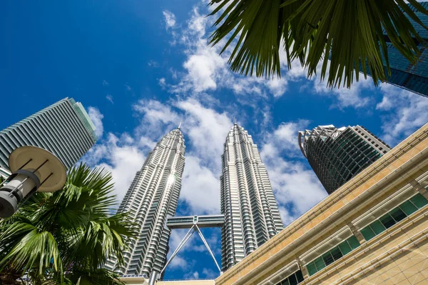 Kuala Lumpur Malaysia February 2020 Petronas Towers Also Known Petronas — Zdjęcie stockowe