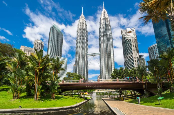 Kuala Lumpur Malaysia February 2020 Petronas Towers Also Known Petronas — ストック写真