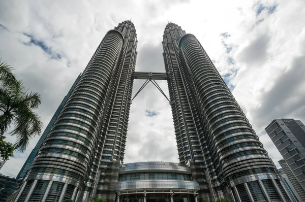 Kuala Lumpur Malaysia February 2020 Petronas Towers Also Known Petronas — Foto Stock