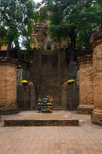 Nha Trang Vietnam Fevereiro 2020 Ancient Nagar Cham Towers Com — Fotografia de Stock