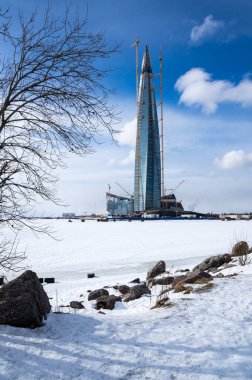 Lakhta Merkezi ve Finlandiya Körfezi 'nin panoramik manzarası, Saint-Petersburg, Rusya