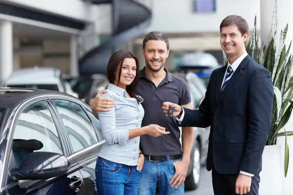 Keys to car — Stock Photo, Image