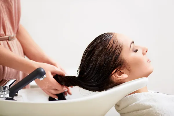 In a barbershop — Stock Photo, Image