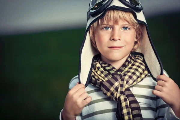 Kleine jongen — Stockfoto