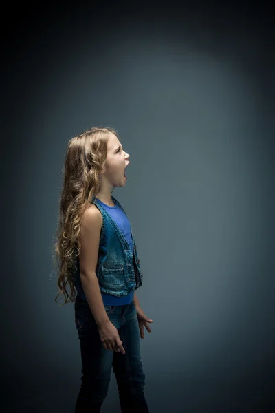 Menina gritando — Fotografia de Stock