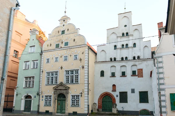 Tres casas de los hermanos en el casco antiguo — Foto de Stock