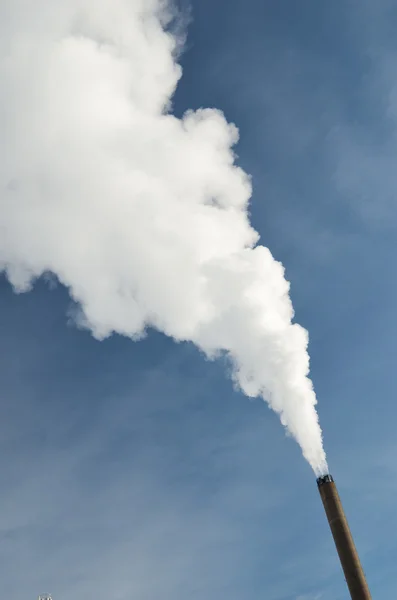 Steam from stack in winter — Stock Photo, Image