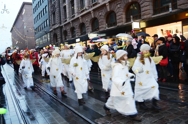 Helsinky, Finsko, aleksanterinkatu, 25.11.2012, vánoční světlo — Stock fotografie