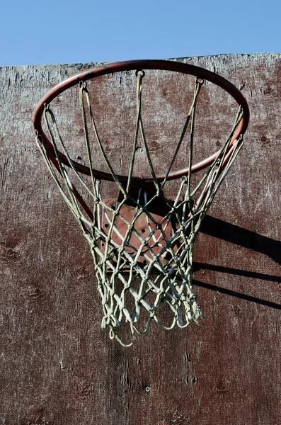 Closeup of old basketball backboard and hoop outdoor — Stock Photo, Image