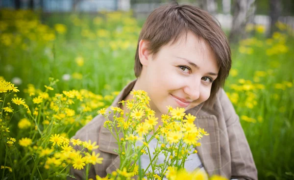 Girl in a summer forest — Stock Photo, Image