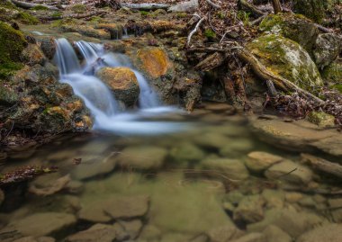 büyük Kanyon'da çağlayan,