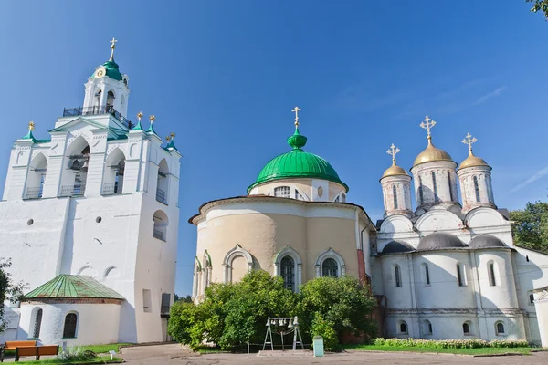 Rusko, Jaroslavl. Katedrála v klášteře — Stock fotografie