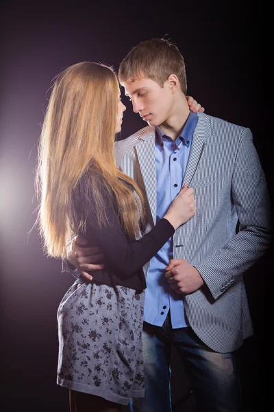 Beautiful young smiling couple — Stock Photo, Image