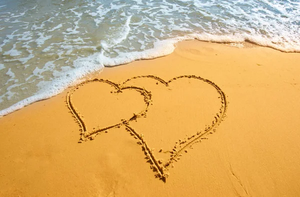 Two Hearts Handwritten Sand Tropical Beach Background — Stock Photo, Image