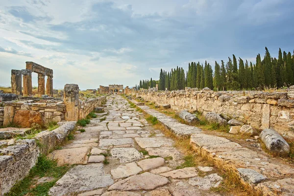 Τουρκία Μια Πόλη Πύλη Στην Αρχαία Πόλη Της Ιεράπολης Στην — Φωτογραφία Αρχείου