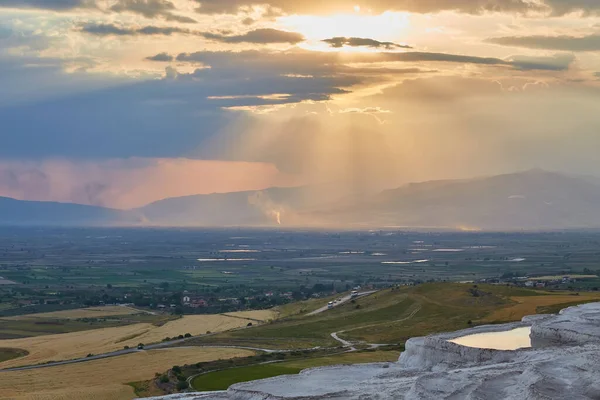 Krásný Východ Slunce Přírodní Travertinové Bazény Terasy Pamukkale Turecko — Stock fotografie