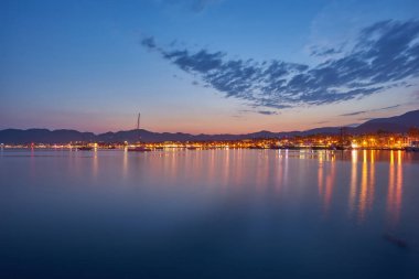 Yaz akşamı Marmaris 'te toprak seti. Türkiye