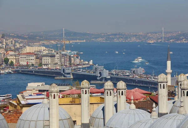 Panoramautsikt Över Istanbul Turkiet Istanbul Genom Kupoler Och Skorstenar Suleymaniye — Stockfoto