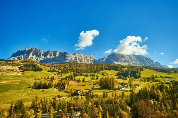 Die Schönen Italienischen Dolomiten Einem Herbsttag — Stockfoto