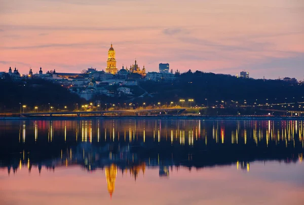 Kiev Pechersk Lavra City Lights Evening Silhouette Panorama Sunset Colorful — Stockfoto