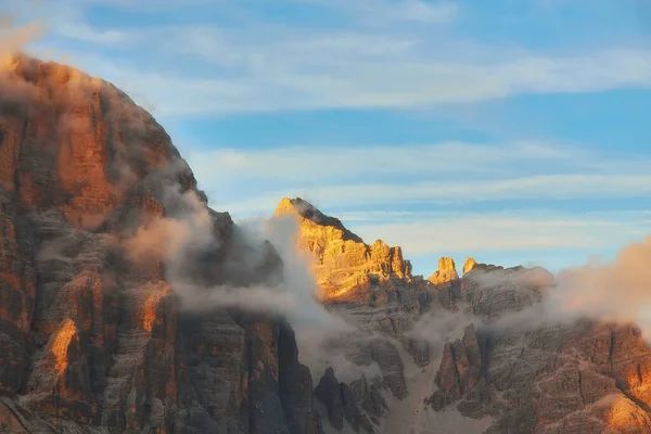 Scena Autunnale Sulle Dolomiti Tofana Cinque Torri Dolomiti Italia — Foto Stock