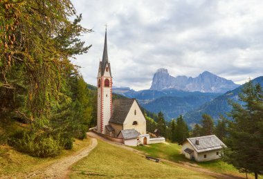 Church of San Giacomo. Ortisei, Gardena Valley, South Tyrol, Dolomites, Italy, Europe.