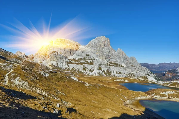 Alpine Seen Der Nähe Von Lavaredo Hütte Gebirgstal Sonnigen Tagen — Stockfoto