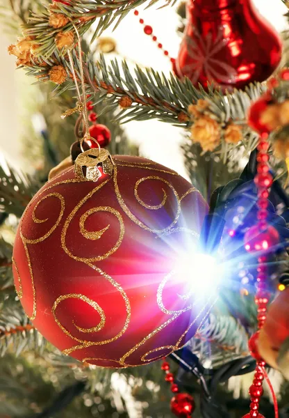 Decorated Xmas tree (shallow dof) — Stock Photo, Image