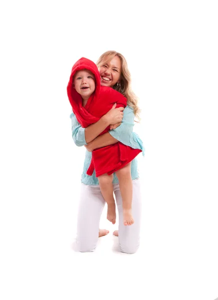 Retrato de mãe feliz com filho alegre — Fotografia de Stock