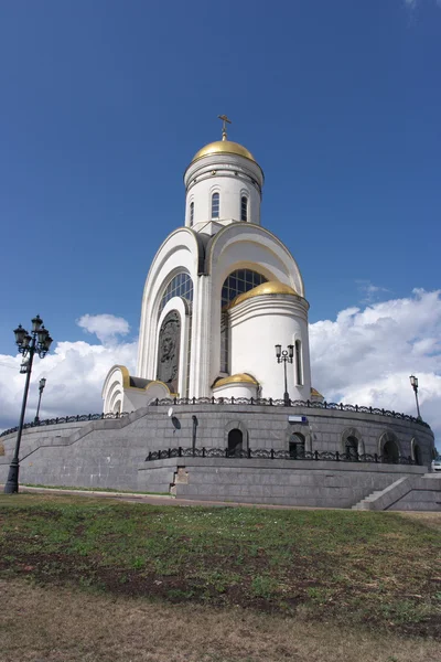 Церковь в дневное время — стоковое фото