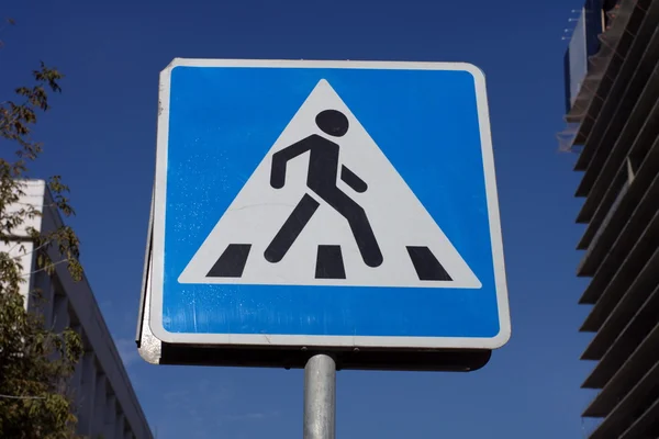 Pedestrian crossing sign on street — Stock Photo, Image