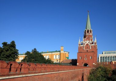 Gökyüzü arka planında Kremlin kulesi