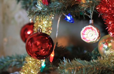 Yeşil Noel köknar oyuncaklar