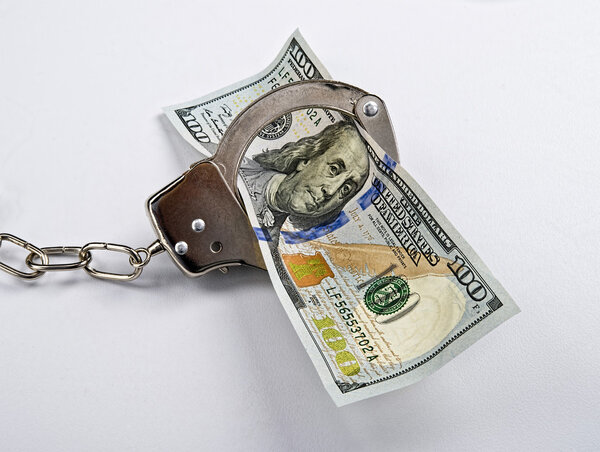 Деньги под арестом
.