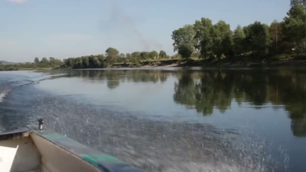 Paseo en barco — Vídeo de stock