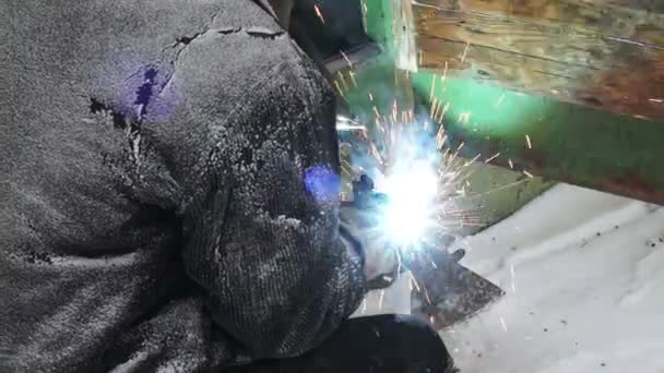 Welder — Stock Video