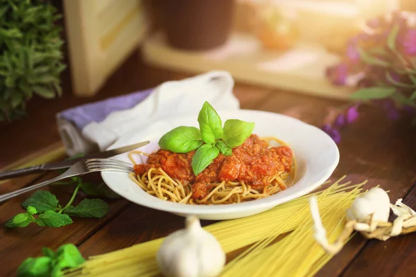 Delicious Italian Dish Spaghetti Bolognese Deliciously Served — Foto de Stock