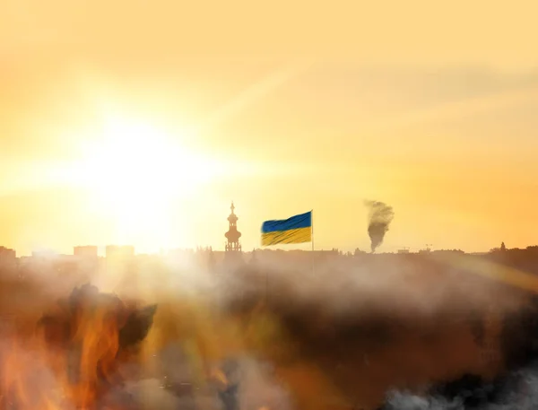 Уничтожение После Войны Украине Пожар Пепел — стоковое фото