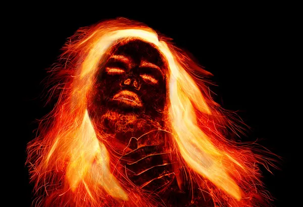 Девушка с огненными волосами — стоковое фото
